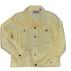 Lifestyle women’s yellow embossed design button down jacket Size Large Petite